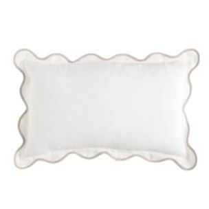 LINEN SCALLOP CUSHION 30 X 50 - FEATHER FILLED